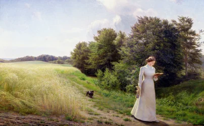 Dame in Weiß beim Lesen